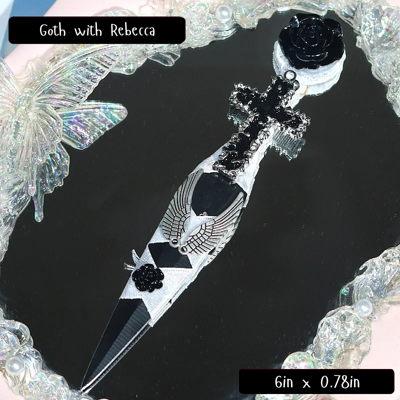6 in Display Kunai